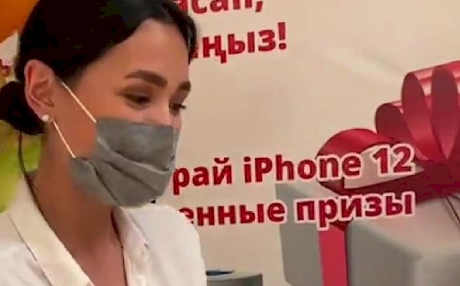 Емхана медбикесі вакцина алғандар арасында өткен ұтыста жеңді