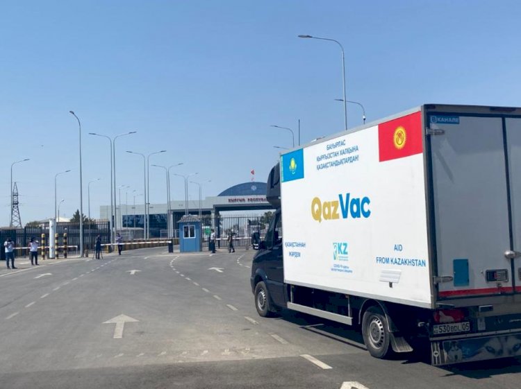 Қазақстан Қырғызстанға 25 000 доза вакцина жіберді