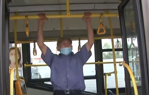 Троллейбуста да спортпен шұғылдануға болады