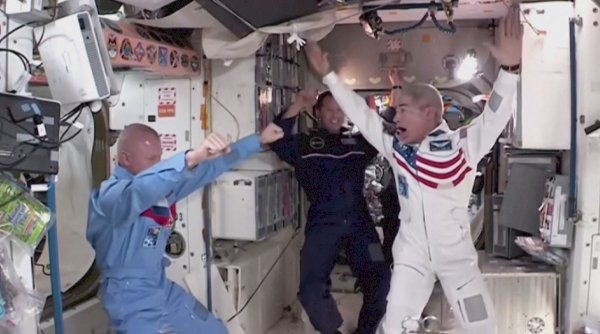 Тарихта алғаш рет астронавтар ғарышта Олимпиада ойындарын өткізді