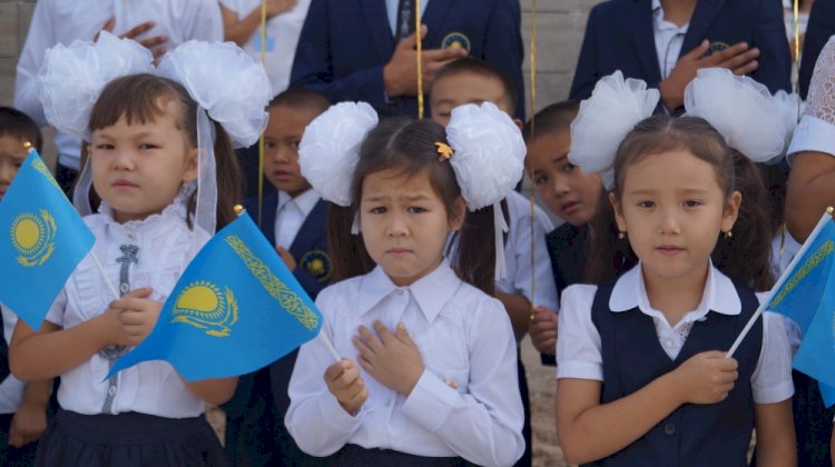 Алматыда биыл 300 мың оқушы дәстүрлі форматта білім алады