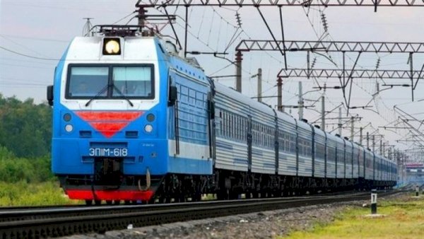 Әскери бөлімдегі жарылыс: Елімізде бірқатар бағыттағы пойыздар кешігеді