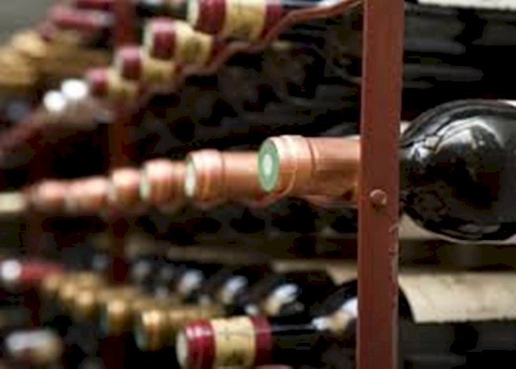 Аукцион: Алматыда 73 құты шарап 19 млн-ға бағаланды