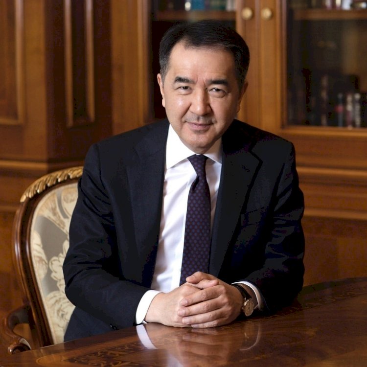 Әкім «Достық» метро стансасына Бауыржан Момышұлының атын беруді ұсынды