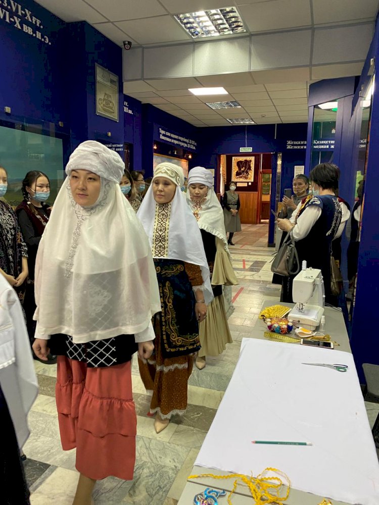 Алматыда «Киімнің киелісі – кимешек» атты көрме өтуде