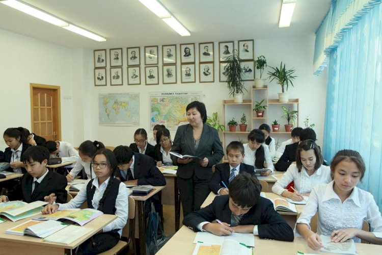 Еліміздің Атырау, Алматы және Түркістан облыстарында мұғалімдер тапшы