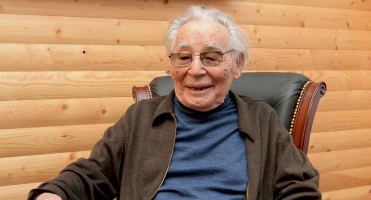 КСРО мемлекеттік сыйлығын алған үш қазақтың бірі