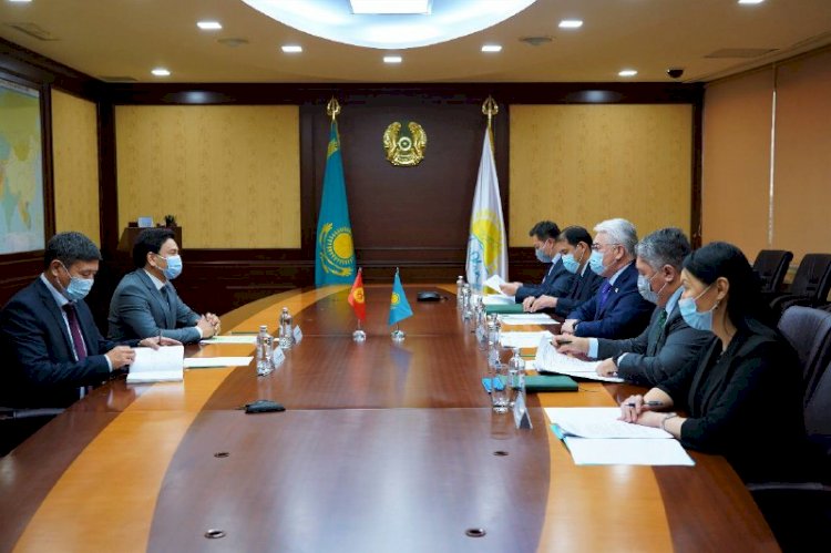 Бейбіт Атамқұлов Қырғызстанның елшісімен кездесті