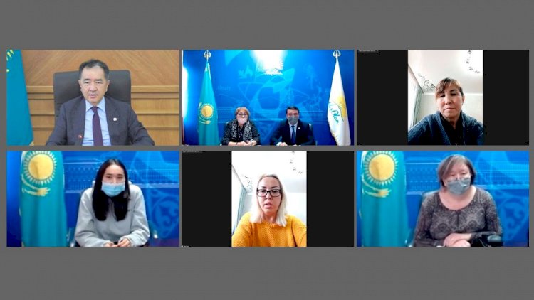 Б. Сағынтаев Nur Otan партиясына жүгінген қала тұрғындарын қабылдады