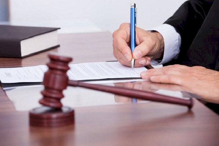 300 млн теңге қарызы бар қазақстандық шетелге шыға алмайды