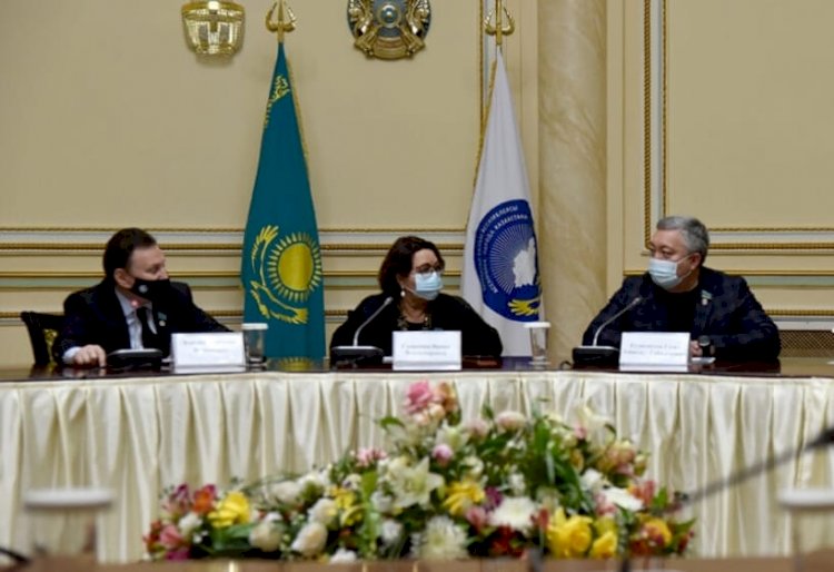 ҚР Парламенті Мәжілісінің депутаттары Алматыда қоғам белсенділерімен кездесті