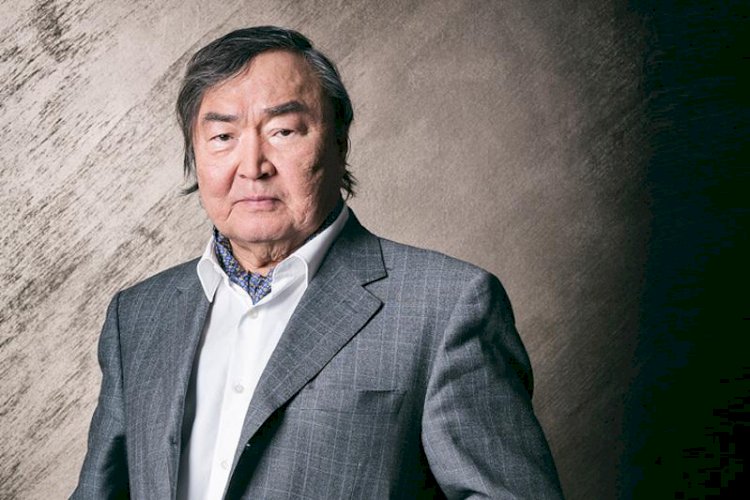 Олжас Сүлейменов ТМД-ның «Достастық жұлдыздары» сыйлығының лауреаты атанды