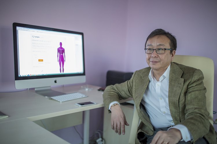 Профессор Алмаз Шарман Қазақстанда Comirnaty екпесін салу  үшін жас мөлшерін  кеңейтуді ұсынды