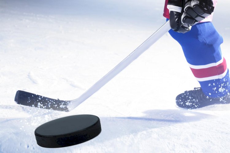 Канададағы хоккей жарысы кейінге шегерілді