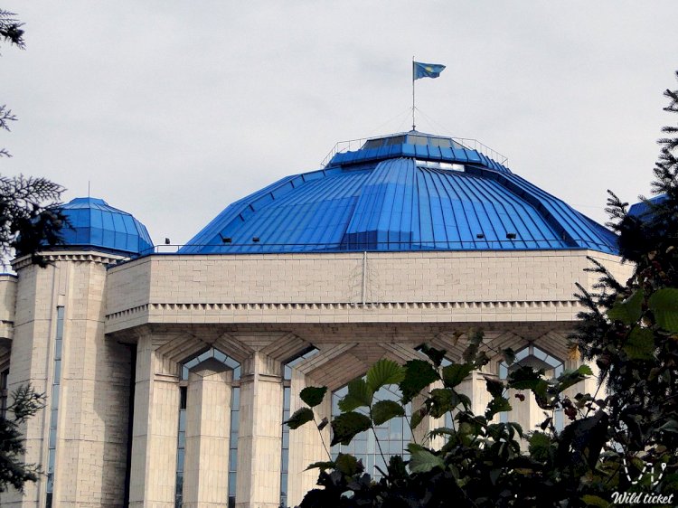 Алматыда музей басшылығы бүлікшілерге басу айтып, жәдігерлерді аман алып қалған