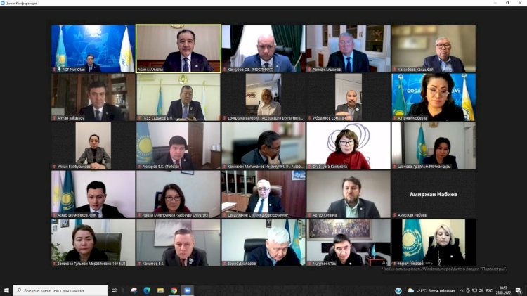 Бақытжан Сағынтаев Nur Otan партиясының Алматы қалалық филиалы саяси кеңесінің отырысын өткізді