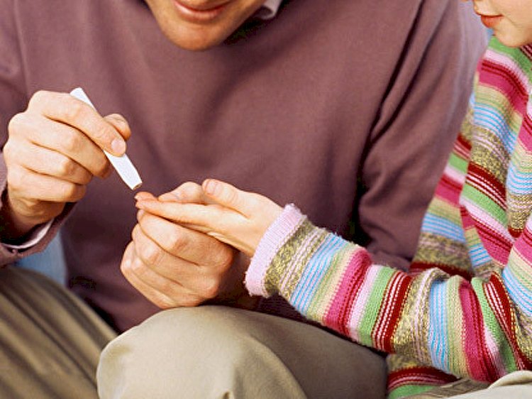 Алматылық дәрігер балалардың неліктен қант диабетімен жиі ауыратынын түсіндірді