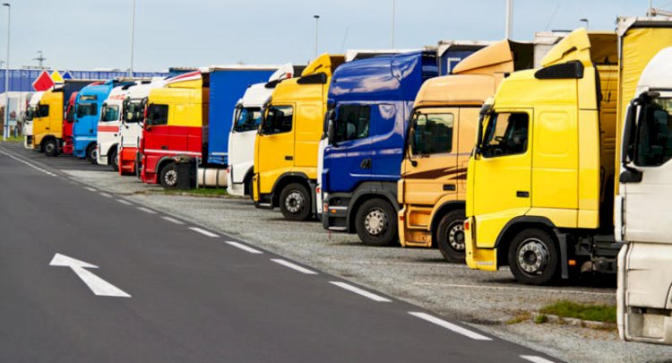 «Атамекен» ҰКП: Қазақстандық 24 жүк көлігі Украинадан шыға алмай тұр