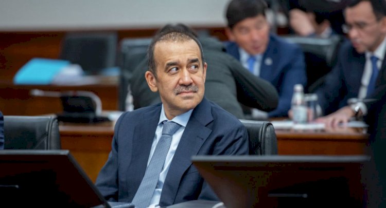 ҰҚК мамандары Кәрім Мәсімовтің үйінен табылған заттарды көрсетті