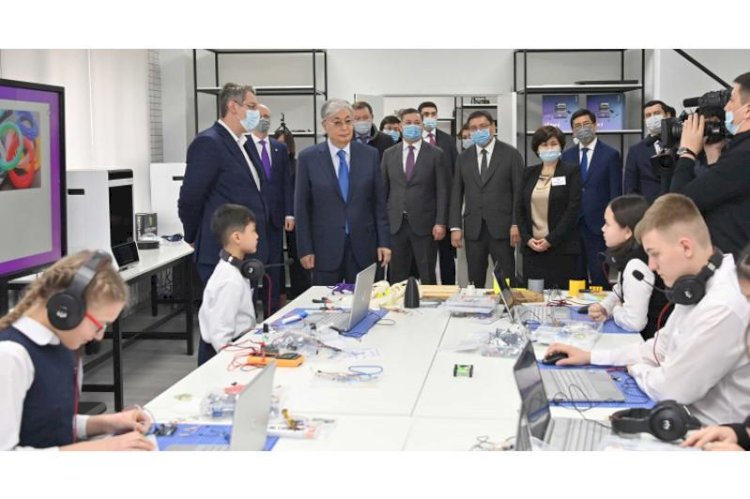 Қасым-Жомарт Тоқаев Алматыдағы Оқушылар сарайына барды