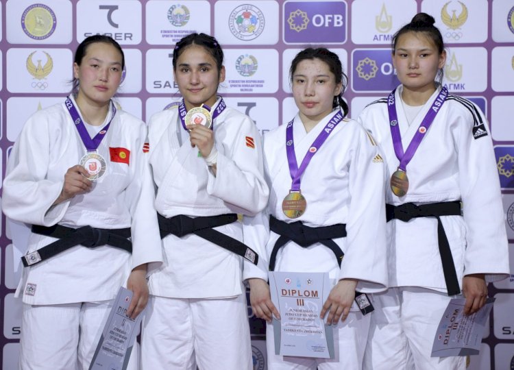 Дзюдодан Азия кубогінде еліміздің жас дзюдошы қыздары үш қола жүлдені жеңіп алды