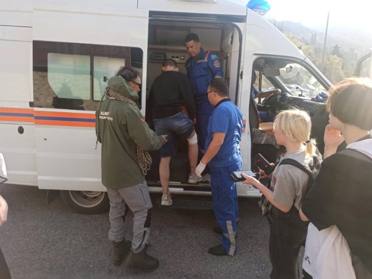 109 Құтқару қызметінің  құтқарушылары Кіші Алматы шатқалында кәмелетке толмаған жас баланы құтқарды