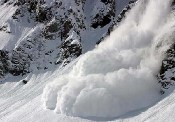 Алматыда қар көшкінінен зардап шеккен француз еліне эвакуацияланды