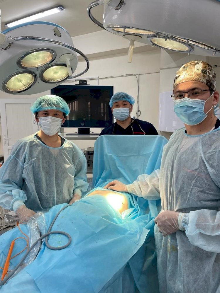 Алматылық дәрігерлер кеңірдек стенозына ота жасады