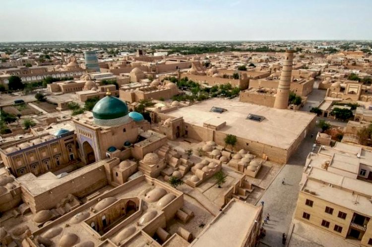 Мұражай экспонаттары қолды болған ба?