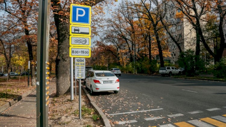 Алматыда базар маңындағы ақылы тұрақтар алынды