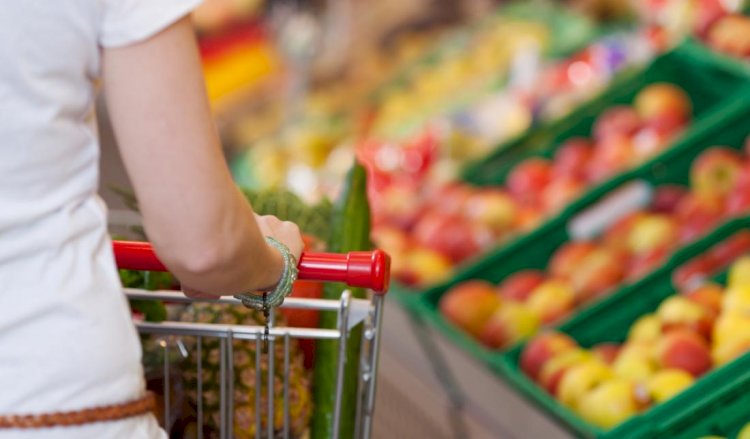 Алматыда әлеуметтік маңызы бар азық-түлік тауарларының бағасын арнайы комиссия тексереді