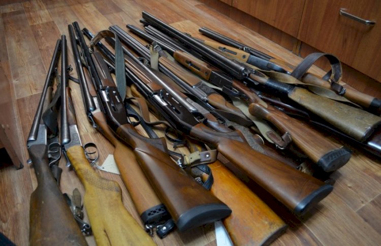 Қазақстандықтар 1 мыңнан астам қару-жарақты полицияға тапсырған