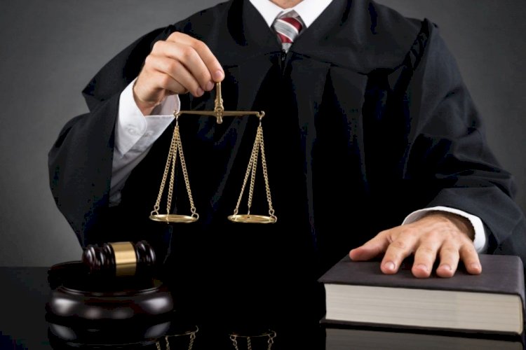 Судьялар да жемқорлық жасайды