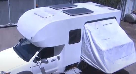 Талғарлық шебер автоүй құрастырды