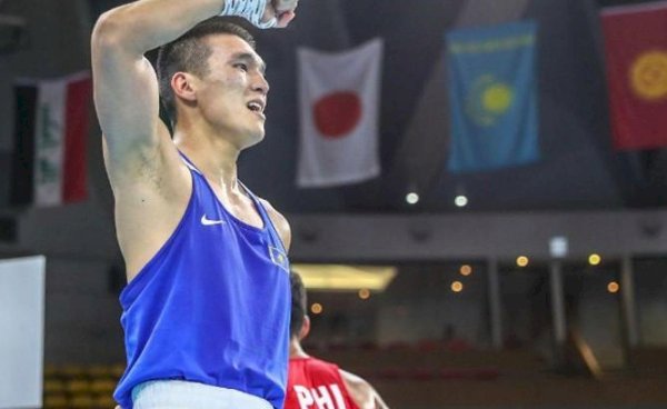 Бек Нұрмағанбет кәсіпқой бокста қарсыласын нокаутқа түсірді