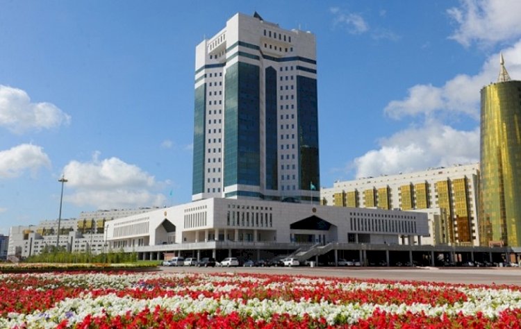 Мемлекеттік басқарушылар терең білімді болуға тиіс – Мәулен Әшімбаев