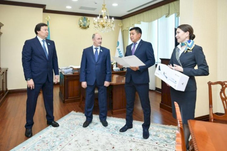 Мәжіліс депутаты жолаушының өмірін құтқарып қалды