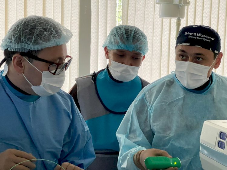 Орталық қалалық клиникалық ауруханада дәрігерлер алғаш рет кіші жамбас көктамырына заманауи әдістеме - эмболизация жасады