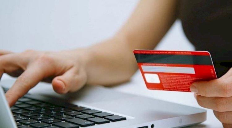 Депутаттар елдегі онлайн несие беруге тыйым салуды күн тәртібіне енгізді