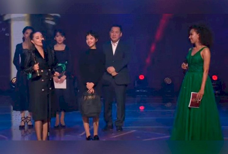 Qazaq TV телеарнасы «Тұмар» жүлдесін жеңіп алды