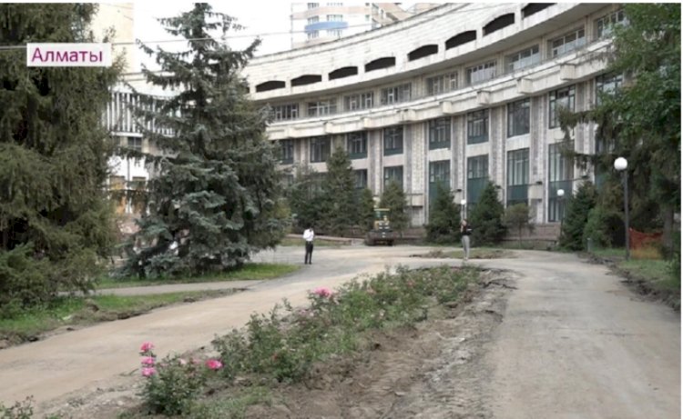 Оқушылар сарайы: Саябақ реконструкциясы жыл соңында аяқталады