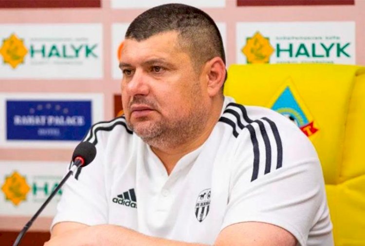 «Ақжайық» футбол клубының бас бапкері қызметінен кетті