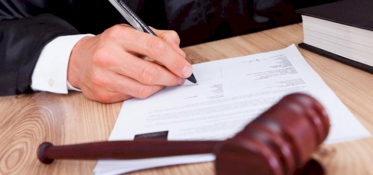 Заңсыз бизнесті қамқорлығына алған полиция қызметкері сотталды