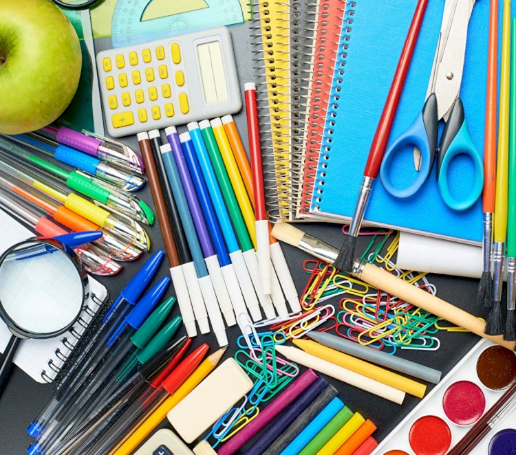 Әлихан Смайылов мектеп формасы мен канцеляриялық тауарлар бағасына қатысты нақты тапсырма берді