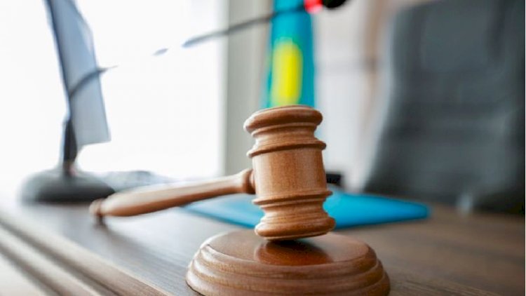 Алматыда кәсіпкерлерден ақша талап еткен алаяқтарға қатысты сот отырысы басталды