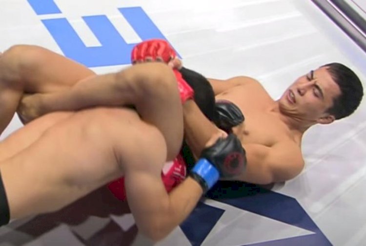 Қазақстандық спортшы Әлішер Ғазиз жекпе-жекте жеңіске жетті