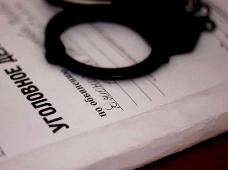 Алматыда кәсіпкерден ақша бопсалаған алаяқ 4 жылға сотталды