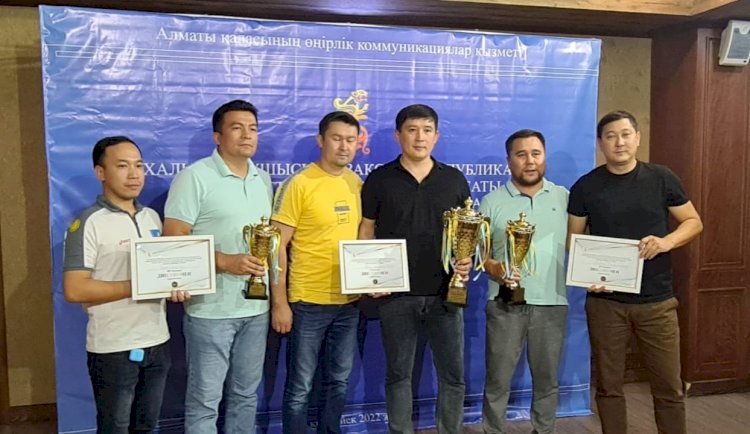 Шерхан Мұртазаны еске алуға бильярд бойынша журналистер арасында турнир өтті