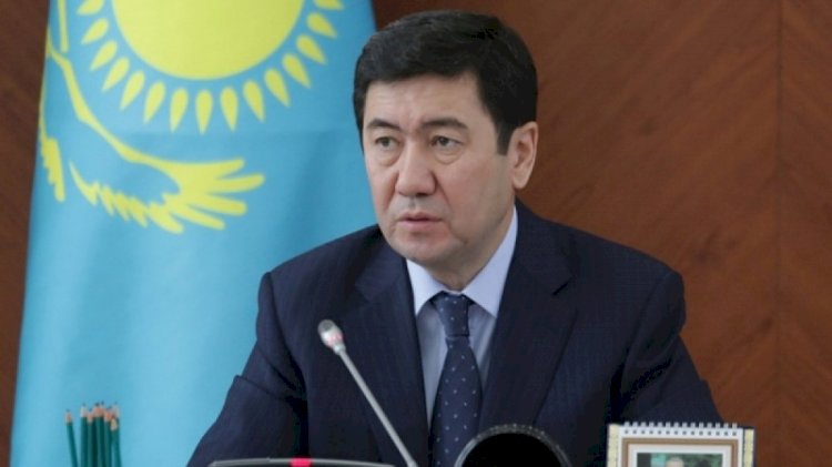 Оқытушылар орамалға емес, білімге алаңдау керек