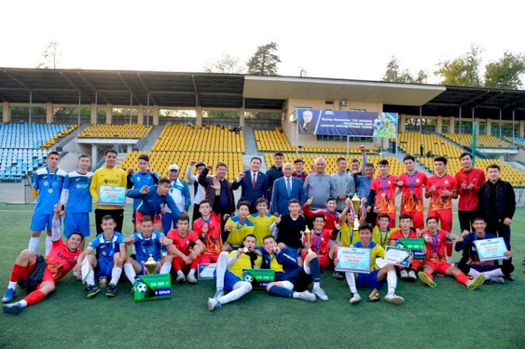 Алматыда шағын футболдан қалалық турнир өтті